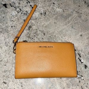 Michael Kors Adele Wallet